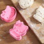 3D Plastic Cookie Biscuit Mold Cutter set- Hello Kitti